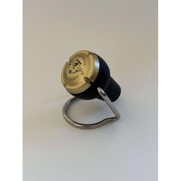 Champagnestopper &#150; Michel Fagot